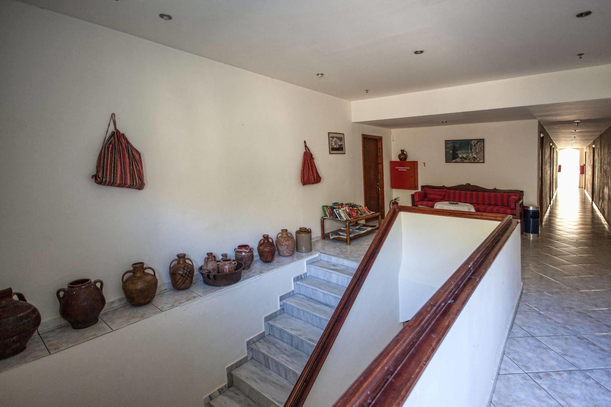 Ammoudi Hotel Damnoni Exterior foto